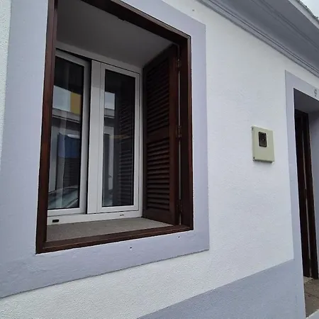 Holiday home Casa Arcebispo A Familia